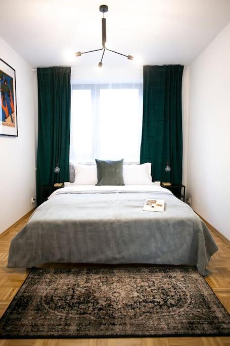 Oomph Warsaw Center Well Designed Apartment With Balcony Екстериор снимка